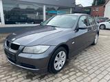 BMW 320 3 Limousine 320i - BMW 320 aus 2005: 320i