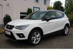 Fahrzeugabbildung Seat Arona FR*black&white*LED-SW*Navi*AppCon*SHZ*PDC*
