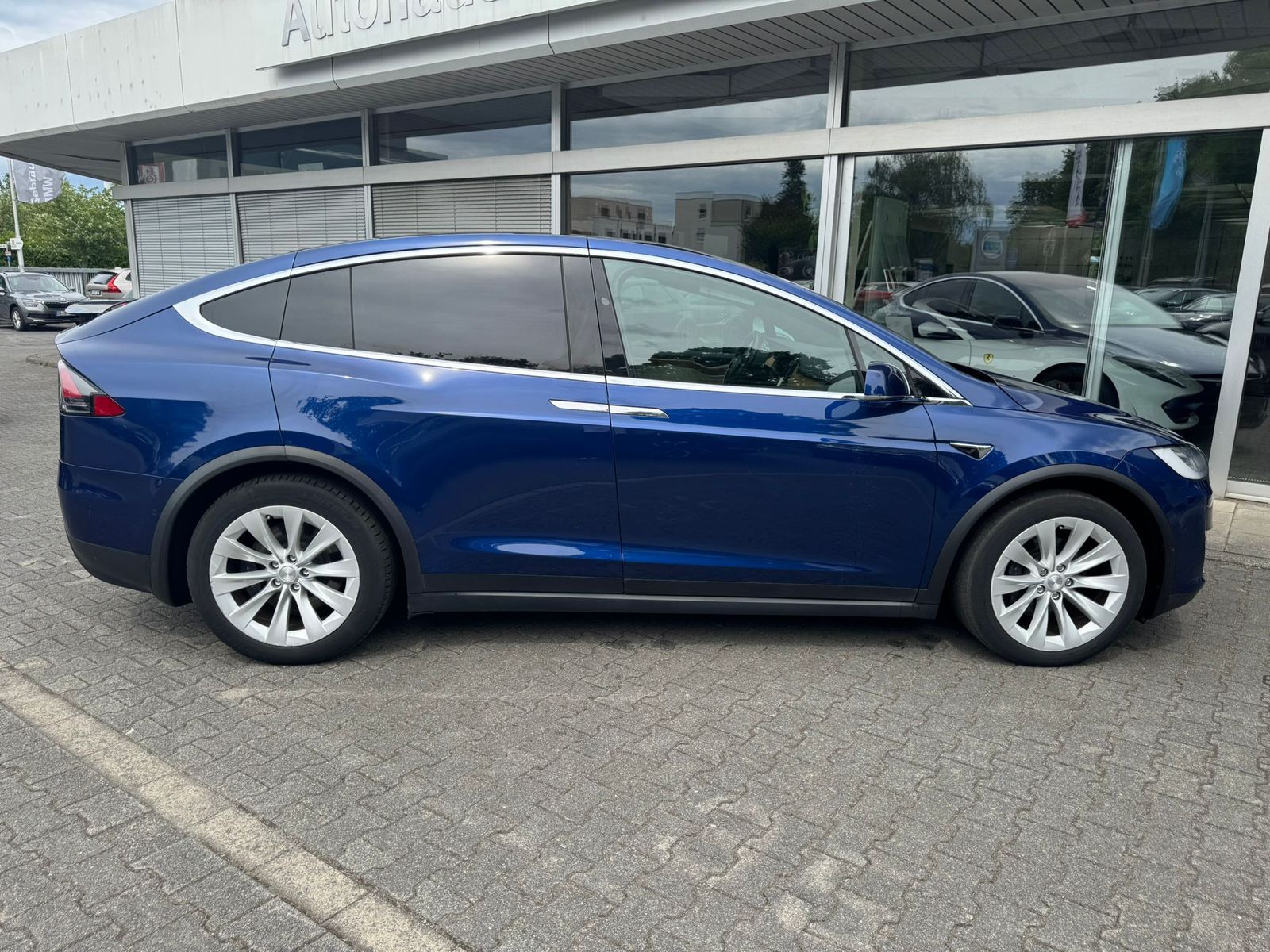 Fahrzeugabbildung Tesla Model X Performance LR Dual AWD PANO+NAV+LED+ACC