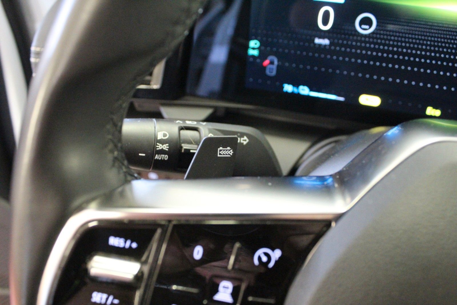 Fahrzeugabbildung Renault Megane E Tech Iconic EV60 220hp optimum charge