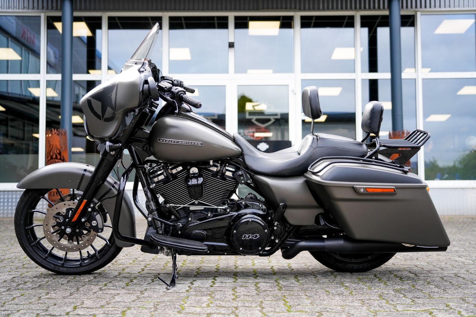 Fahrzeugabbildung Harley-Davidson FLHXS Street Glide Special 114 cui - Penzl