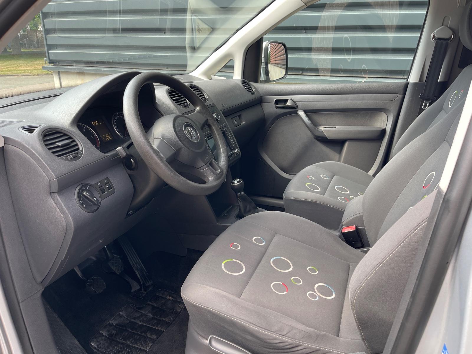 Volkswagen Caddy Maxi 2.0TDI 7Sitzer Klima NAVI TÜV NEU
