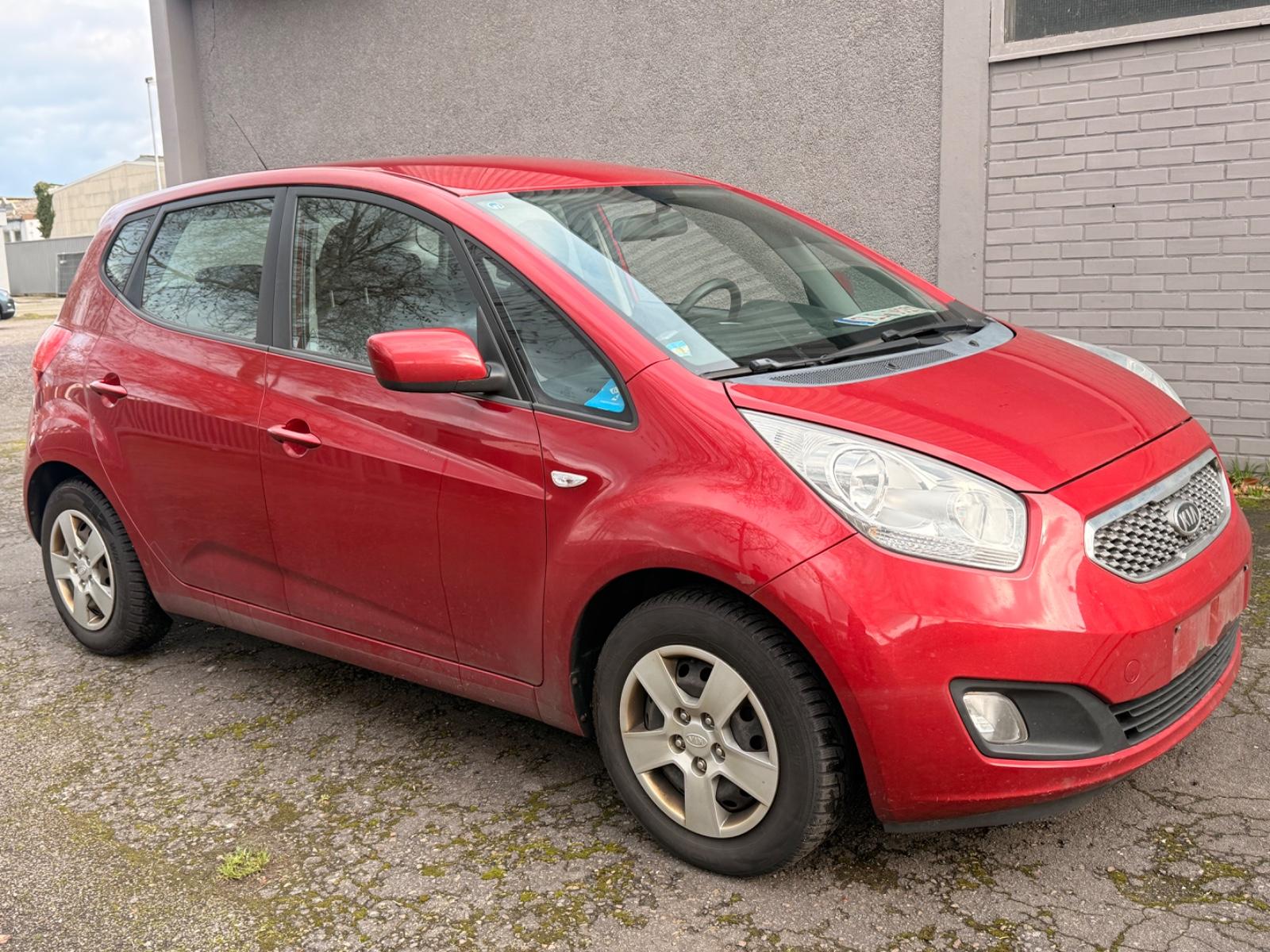 Kia Venga Vision * klima * SHZ * Motor Probleme