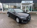 Volkswagen Polo VI Comfortline Kamera, Tempomat - VW Polo Gebrauchtwagen in Rostock
