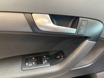 Audi A3 Sportback 1.8 TFSI Attraction *NAVI*PDC*TÜV*