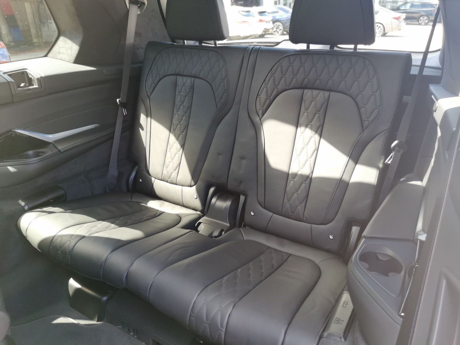 BMW X7 M60 - Bild 15