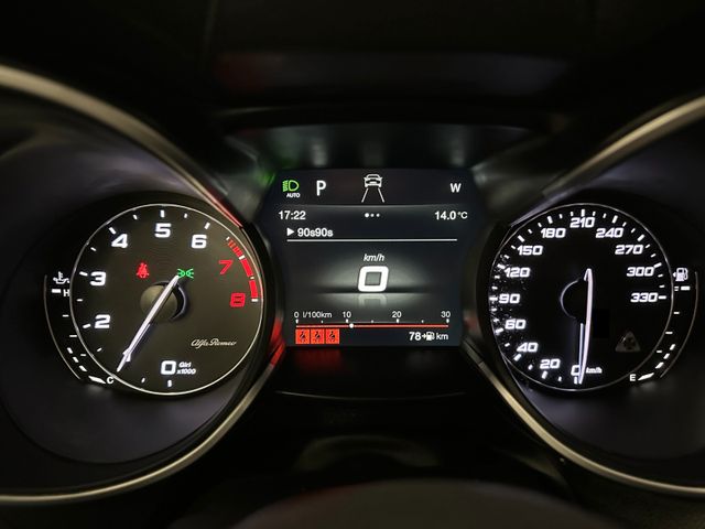 Alfa Romeo Stelvio Quadrifoglio Q4*AppleCarPlayAndroidAuto