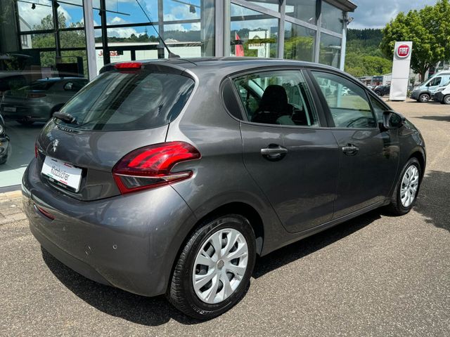 PEUGEOT 208 Active