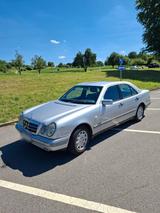 Mercedes-Benz Mercedes Benz E200 - gebrauchte Mercedes-Benz E 200 aus dem Jahr 1998