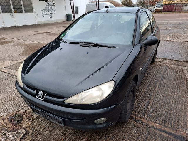 Peugeot 206 Filou,,gepflegt,tüv abgelaufen..