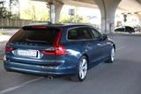 Volvo V90 D4 Standheizung Pilot Assist Matrix MwSt. - blaue Volvo V90