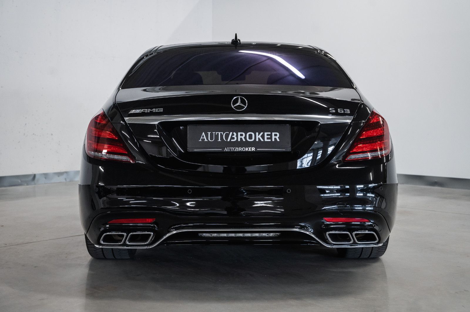 Mercedes-Benz S 63 AMG