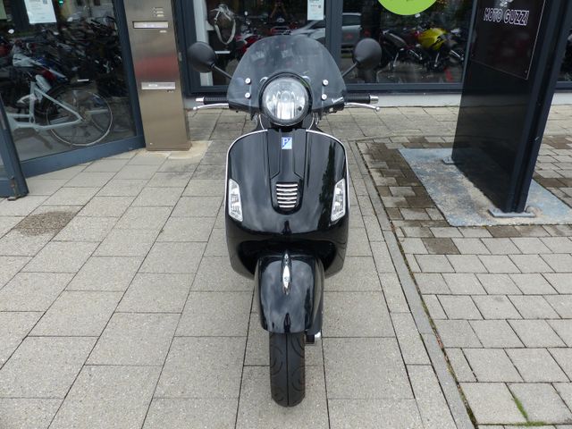 Vespa GTS 300