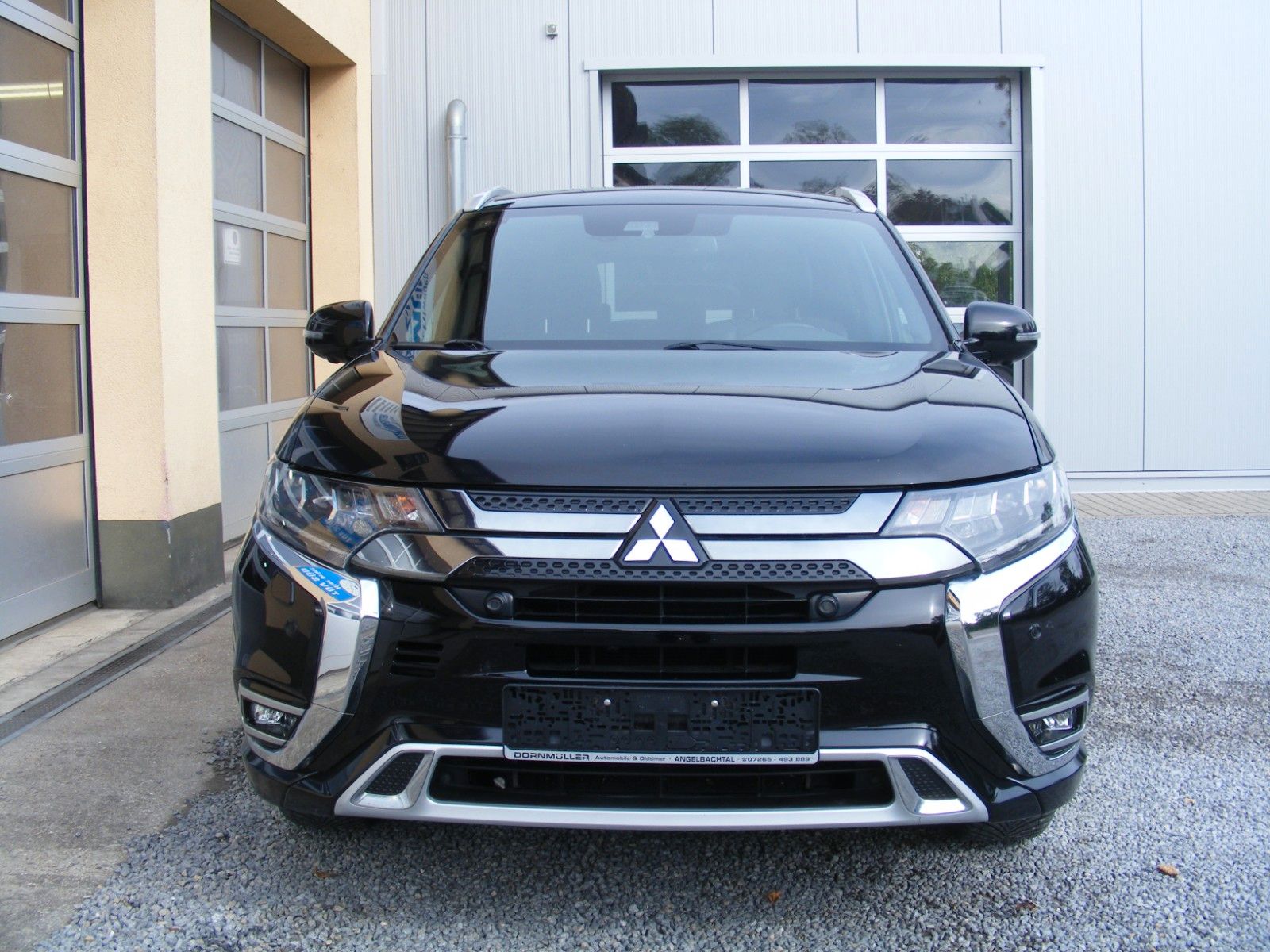 Mitsubishi Outlander 2.4 PHEV TOP 4WD - Plug-in-Hybrid imagem 2