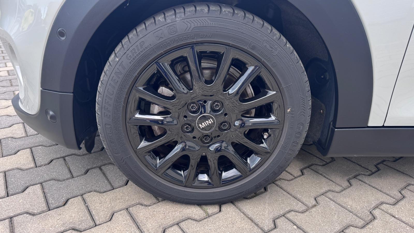 MINI COOPER Mini 5-trg. LED Navi Alu Sihzg