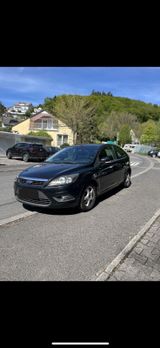 Ford TÜV neu Ford Focus Schrägheck Limousine-74... - Ford Focus: Schrägheck