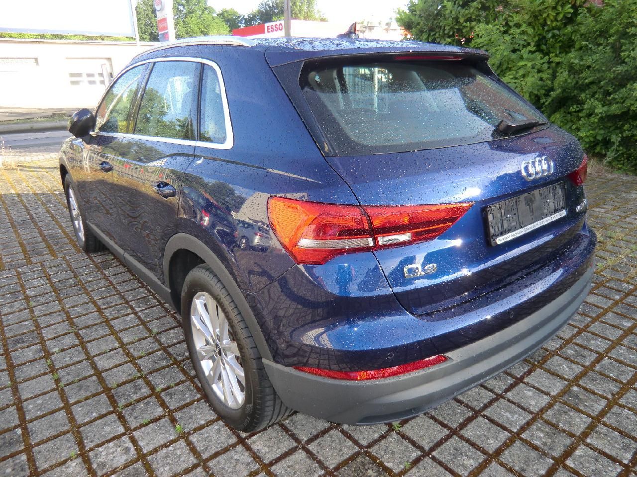 Audi Q3 45 TFSI e basis 8-fach bereift, AHK foto 6