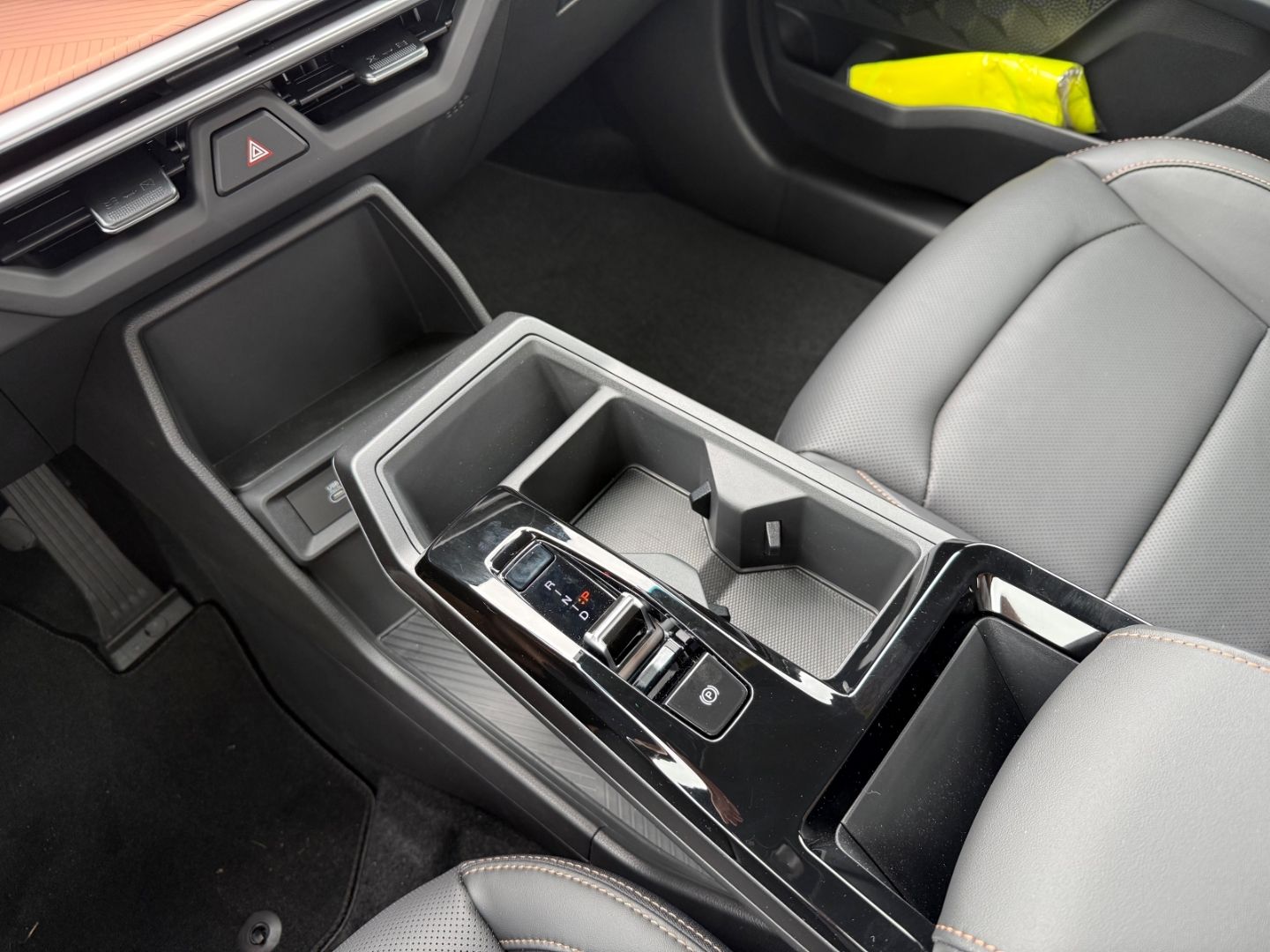 Fahrzeugabbildung KGM Musso EV Core 4x4 Wärmepumpe+Leder