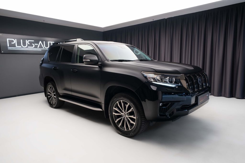 Image of Toyota Land Cruiser