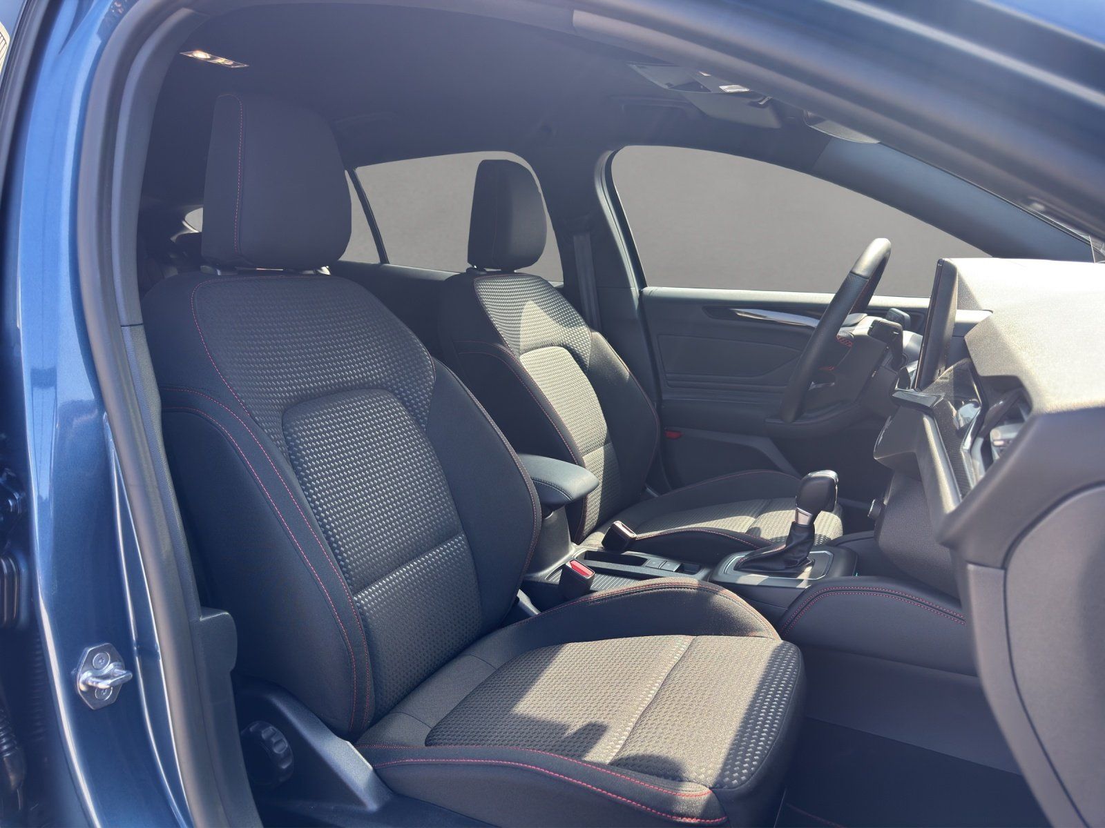 Fahrzeugabbildung Ford Focus 1.0 ST-Line X Aut./AHK/ACC/KAMERA/NAVI/SHZ