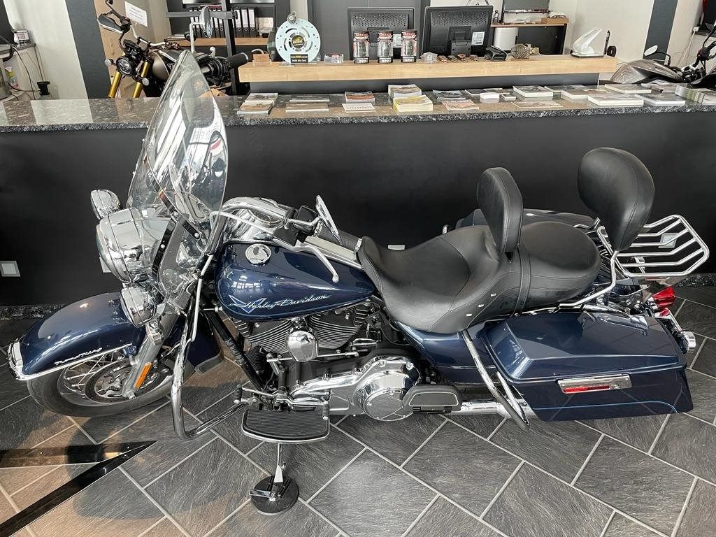 Fahrzeugabbildung Harley-Davidson Touring Road King FLHR sofort Verfügbar