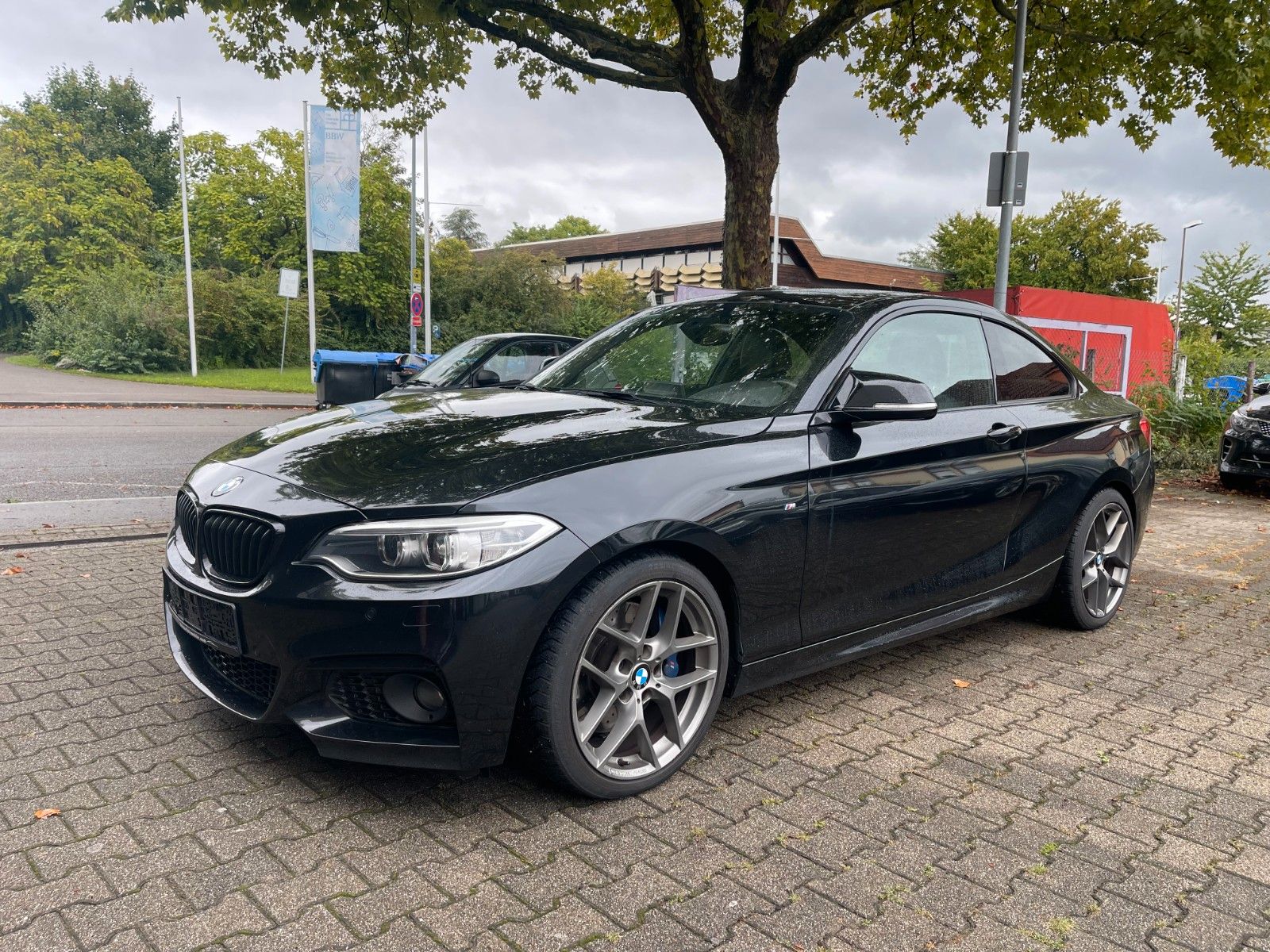BMW 220