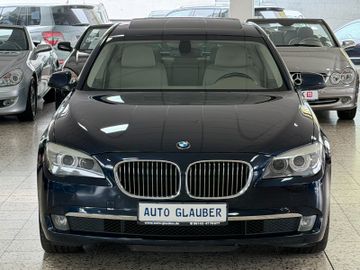 BMW 730 - 7