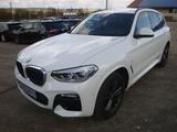 BMW X3 xDrive 20 i M Sport - BMW X3 mit Benzin-Antrieb: Weiß, Sportfahrwerk