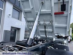 Iveco X-Way AD300X50Z HR OFF