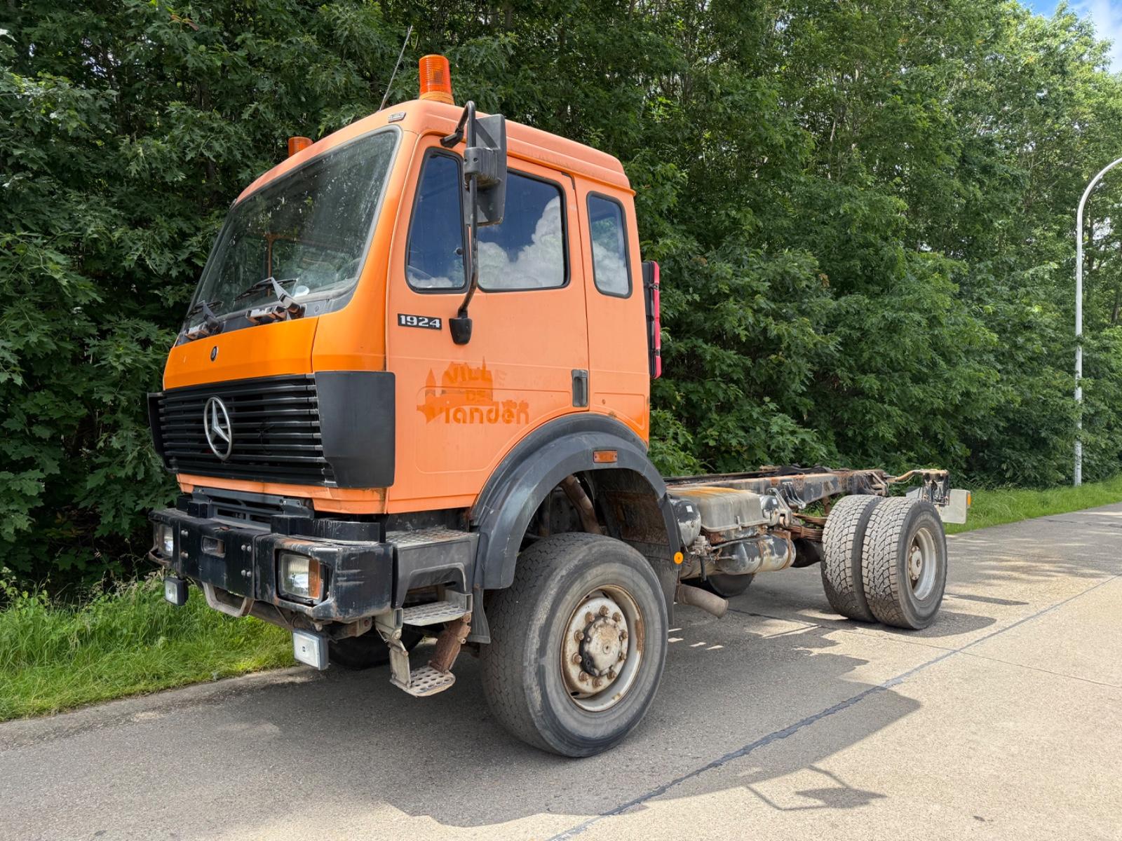 Mercedes-Benz SK1924 AK / 4x4 ( 1824 )