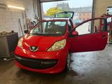 Peugeot 107 Filou 70 Filou - Peugeot 107 Gebrauchtwagen in Duisburg