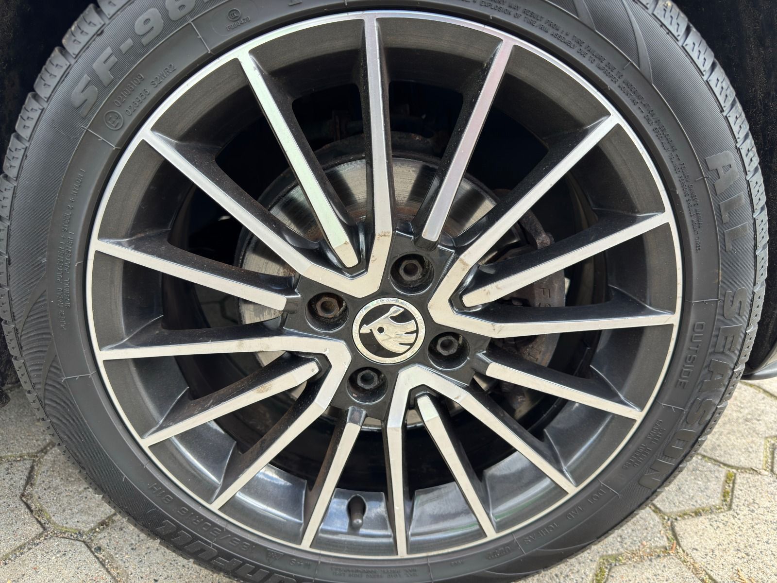 Fahrzeugabbildung SKODA Citigo Sport 75PS 5-Gang*SHZ*