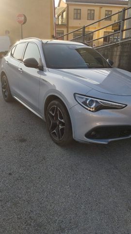 Alfa Romeo Stelvio 2.2 Turbodiesel 210 CV AT8 Q4