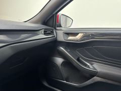 FORD Focus ST-Line 1.0 Aut. Totwinkel Kam Lenk. Heiz.