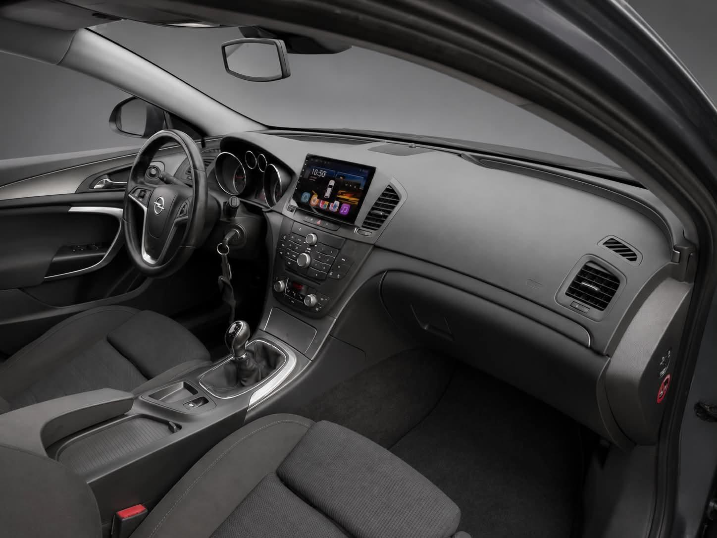 Opel Insignia 2009 — photo 12