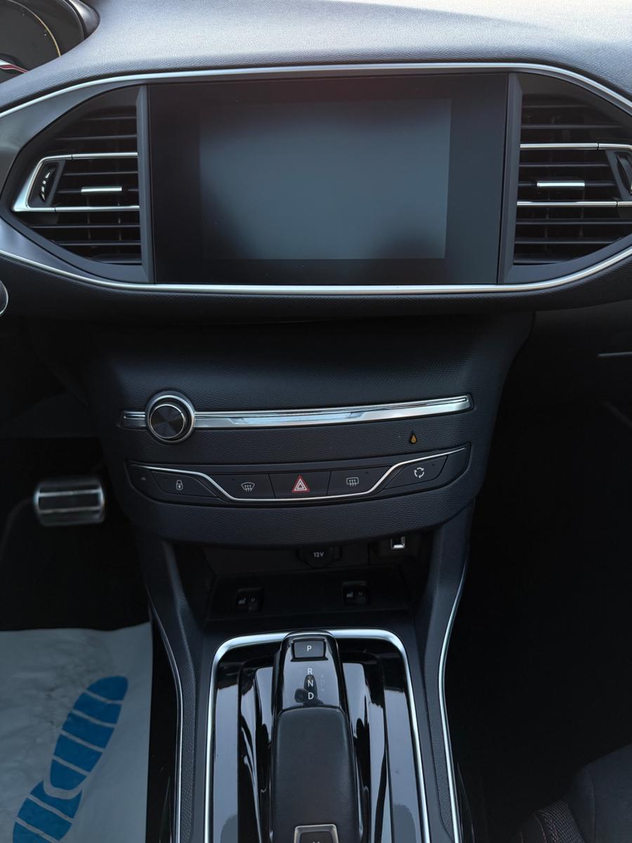Peugeot 308 SW Allure GT-Line *LED*KAMERA*1.HAND*PANO*