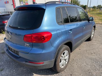 Volkswagen Tiguan - 5