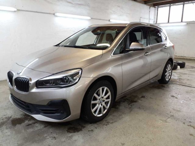 BMW 218 Active Tourer Advantage*LED*Navi*DAB*SHZ*PDC