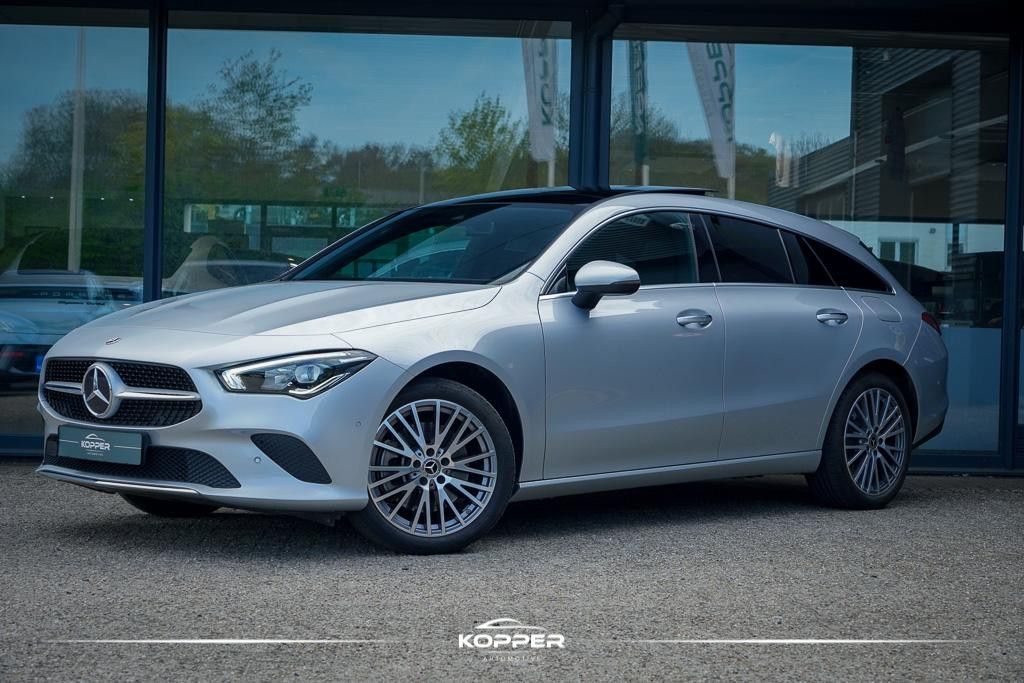 MERCEDES-BENZ CLA 250 Shooting Brake e / Pano / leder / sfeerv