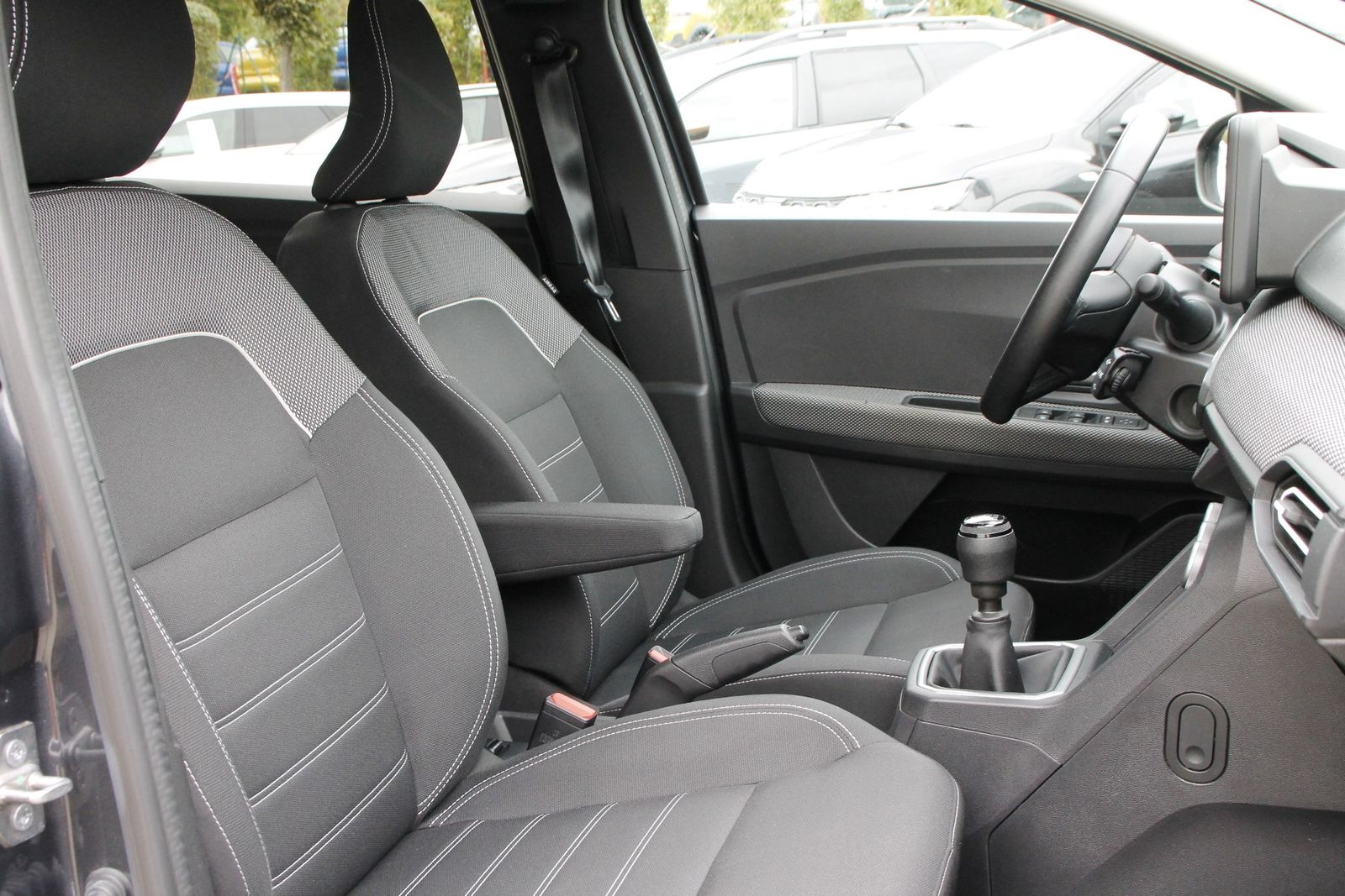 Fahrzeugabbildung Dacia Jogger Expression TCe 100 ECO-G
