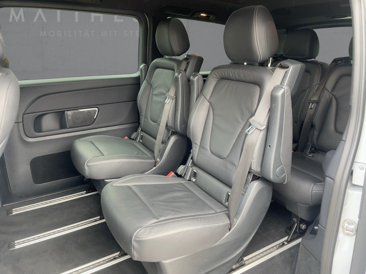 Fahrzeugabbildung Mercedes-Benz V 300 d 4M lang AMG/Night/Pano/Kamera/AHK