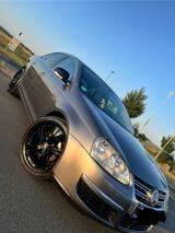 Volkswagen Vw Jetta Trendline 1.6 sehr gute Zustand - gebrauchte VW Jetta aus dem Jahr 2007