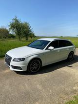 Audi A4 2.0 TFSI 132kW S line Avant S line - Audi aus 2010: Kombi