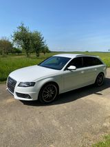 Audi A4 2.0 TFSI 132kW S line Avant S line - Audi A4: Weiß, Kombi, Line