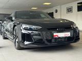 Audi e-tron GT quattro Matrix HeadUp Luft B&O 360 R21 - Audi e-tron GT: Automatik