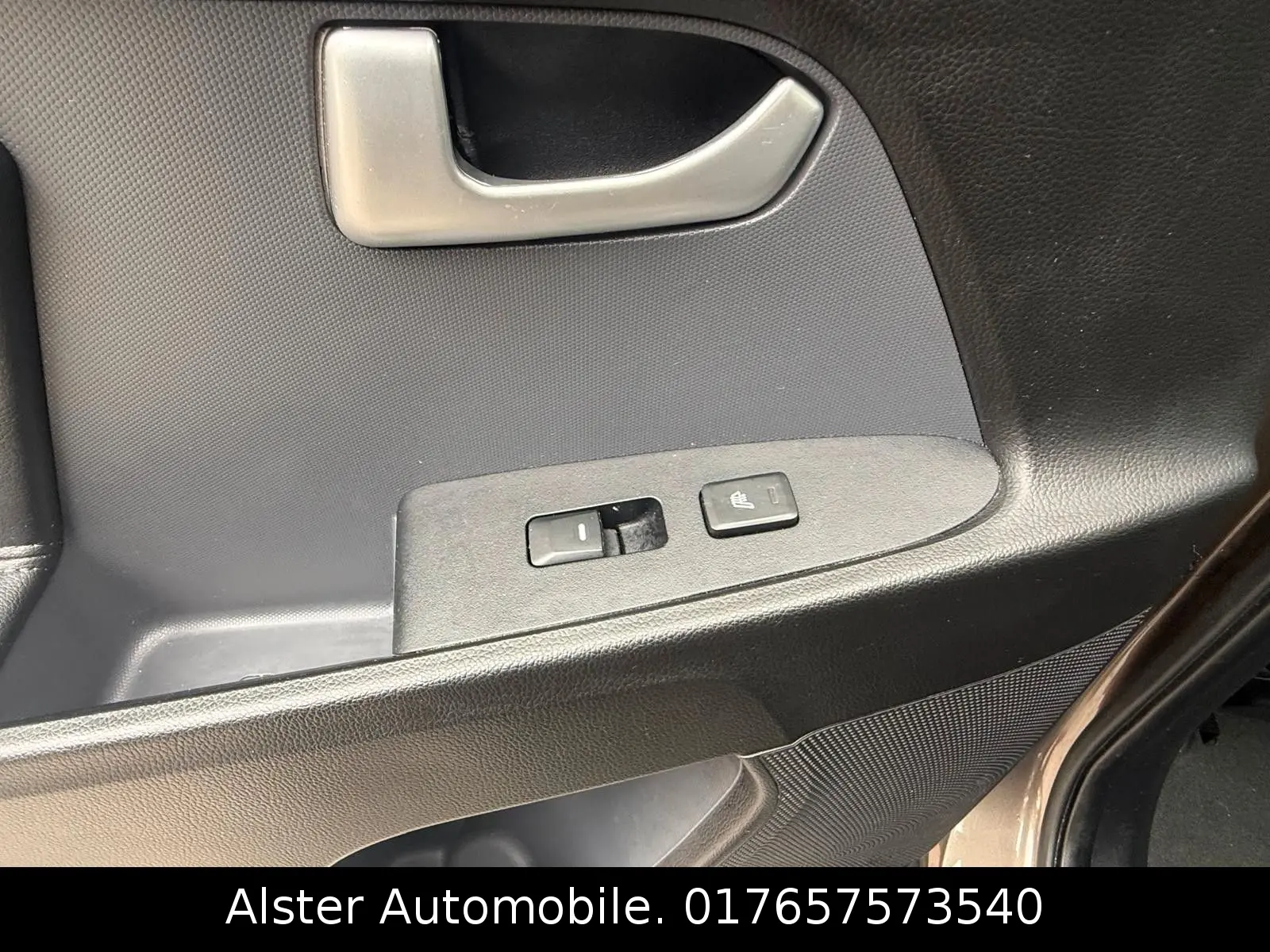 Kia Sportage Spirit 4WD,Automatik,Panorama,leder,Nav