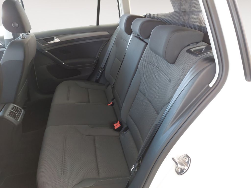 Fahrzeugabbildung Volkswagen Golf Variant 1.5 TSI Comfortline Navi,SH,Climati