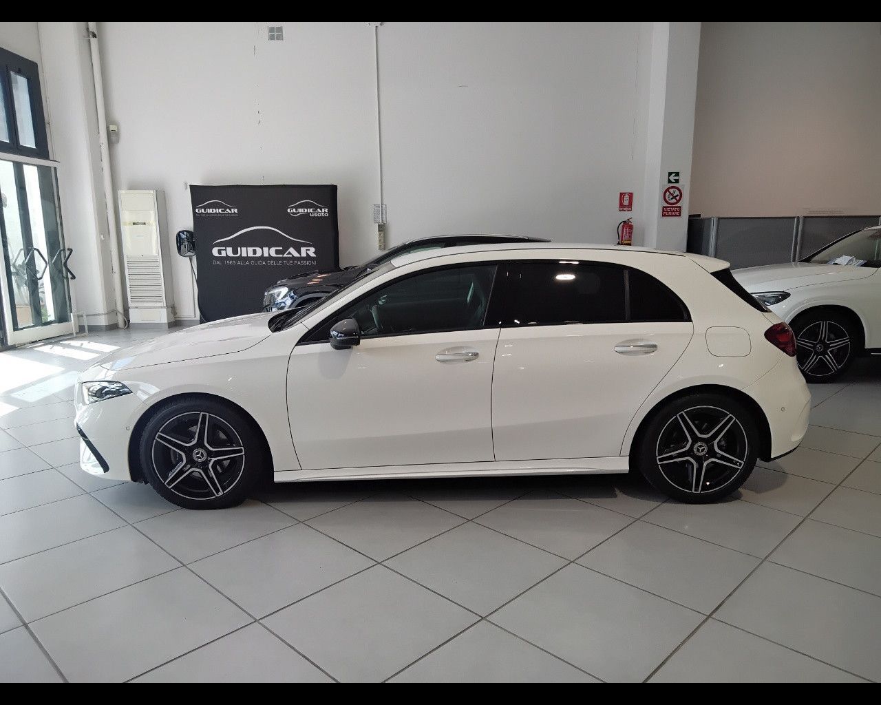 Mercedes-Benz Classe A - W177 2023 - A 180 d AMG imagem 3