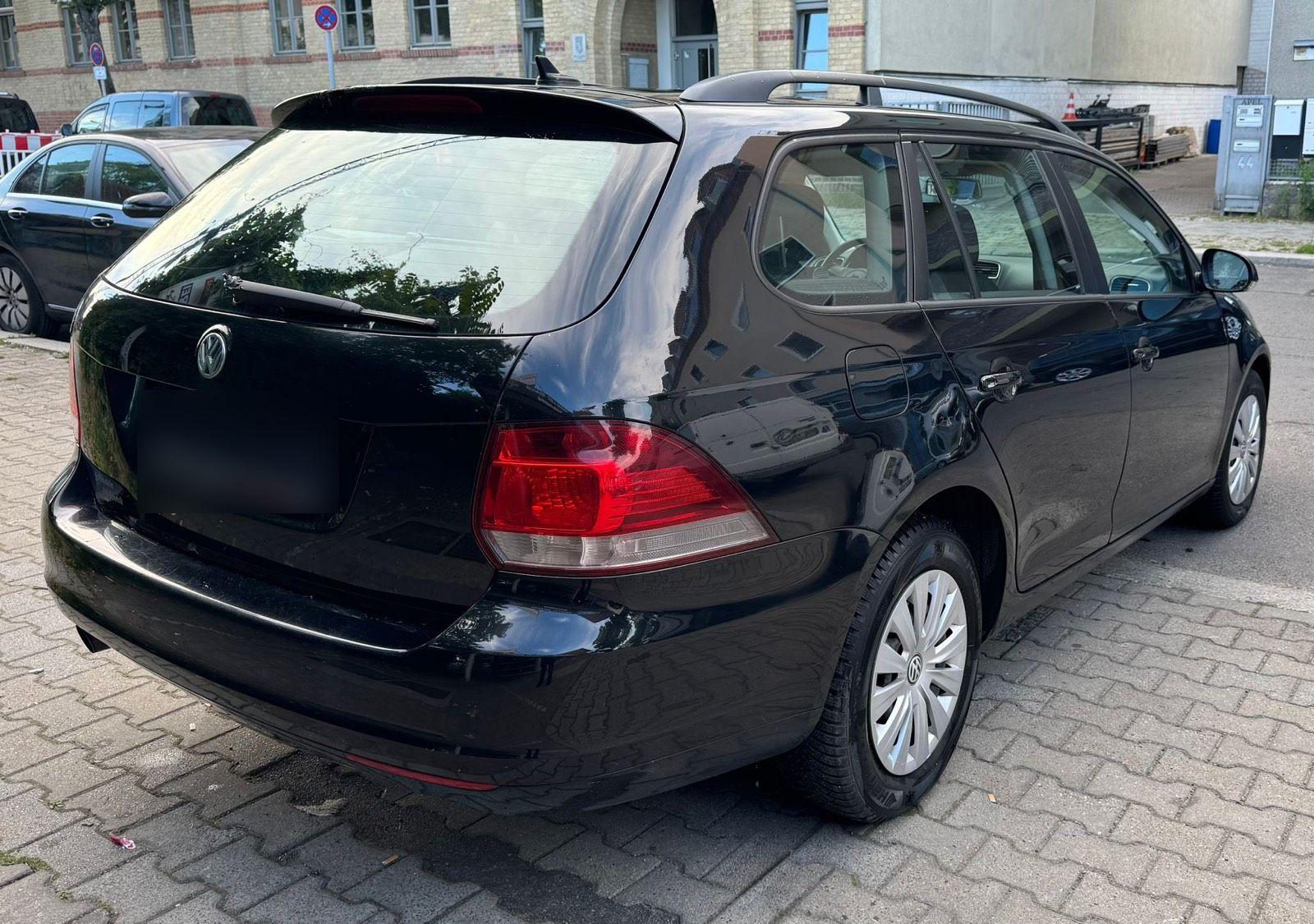 Volkswagen Golf 2010 — photo 10