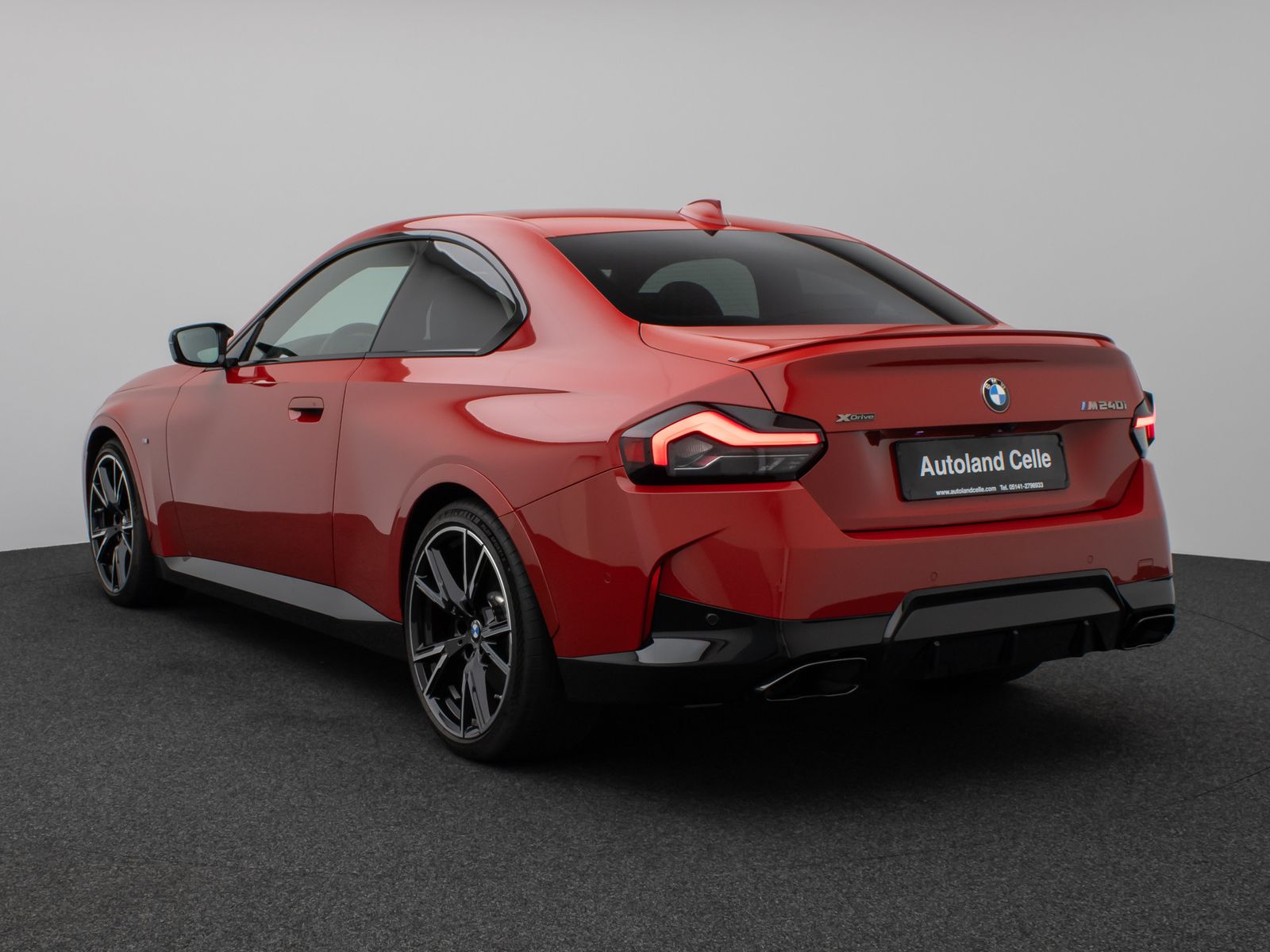 Fahrzeugabbildung BMW M240i xD Coupé Glasdach Kamera HUD H/K Stop&Go